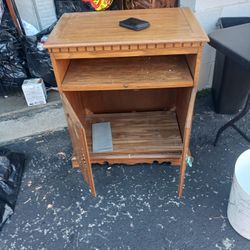 Tv Stand With A Swivel Top