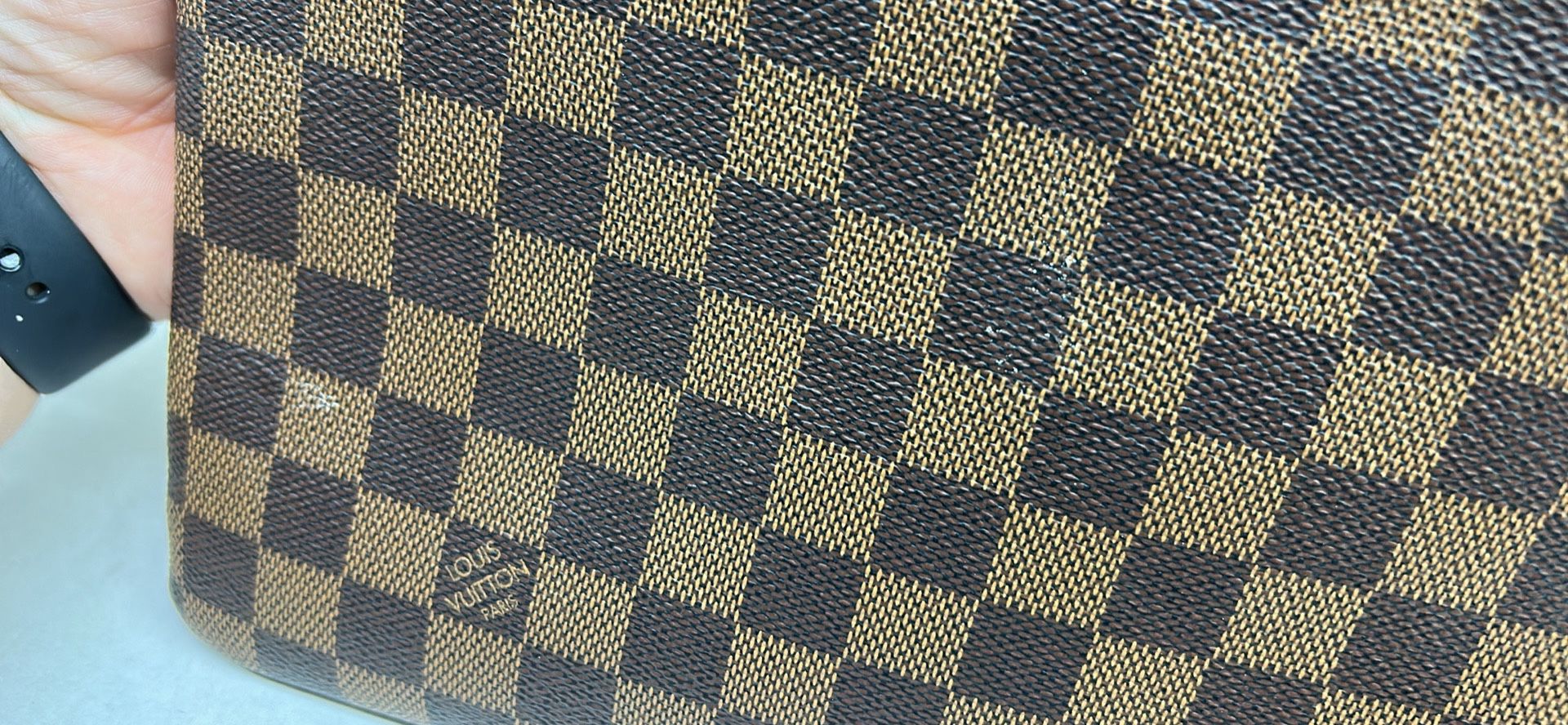 Louis Vuitton Daily Pouchette