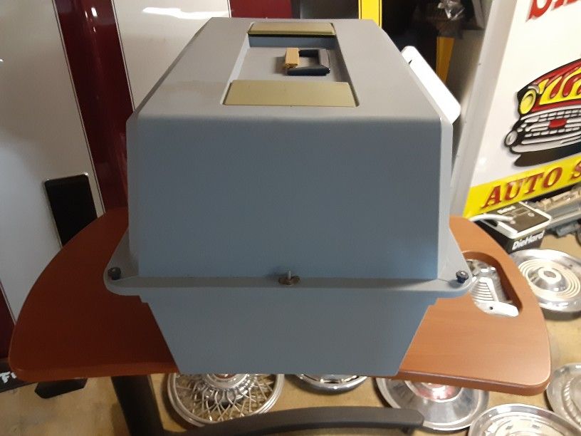 Pet Taxi Kennel Cage Crate 17x26