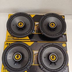 KICKER 2 PAIRS 6.5" 2 WAY 300 WATTS CAR SPEAKER ( BRAND NEW PRICE IS LOWEST INSTALL NOT AVAILABLE  )
