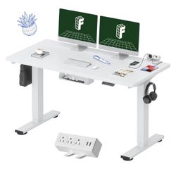 Office Stand Up Desk (adjustable) Like New!!!