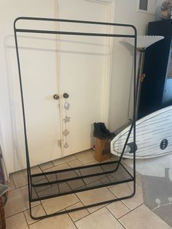 Metal clothes rack black