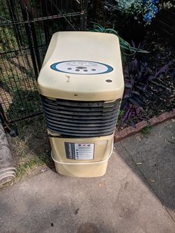 Portable ac unit and round ac fan