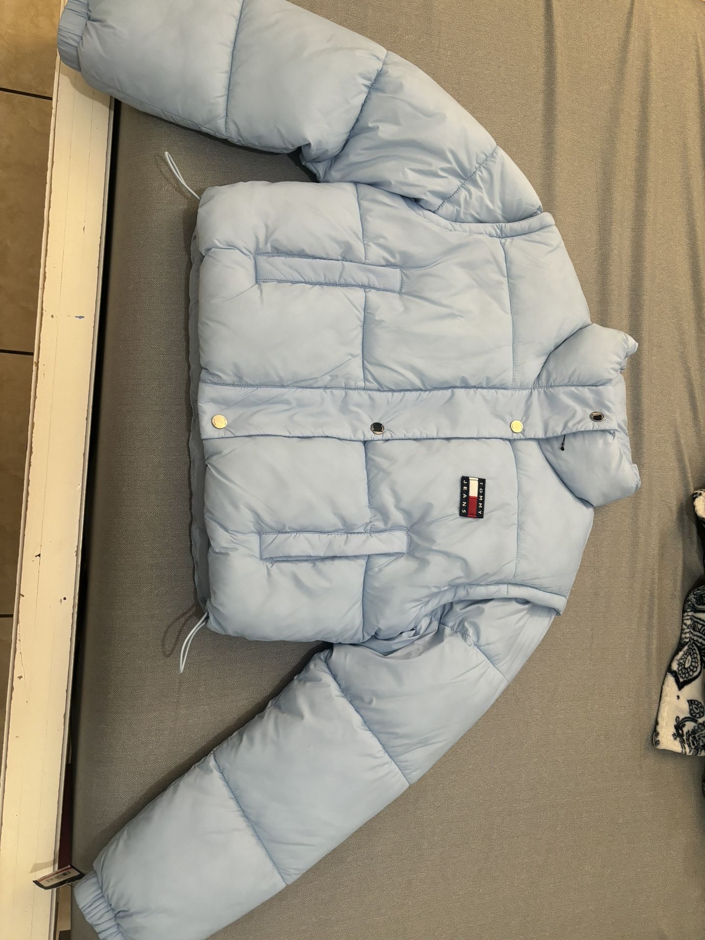 Tommy Hilfiger women puffer jacket 
