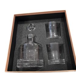 Kosta Boda Wave Barware Gift Set, Set of 3 New in a box   Brand new in a retail box  Set of 3  The Wave 3 Piece Gift Set from Kosta Boda is a refined 