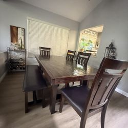 Wood Dinning Table