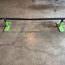 Gnarly Round Grind Skate Bar