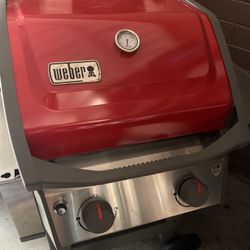 Really Nice Red And Silver Weber Grill Bbq 