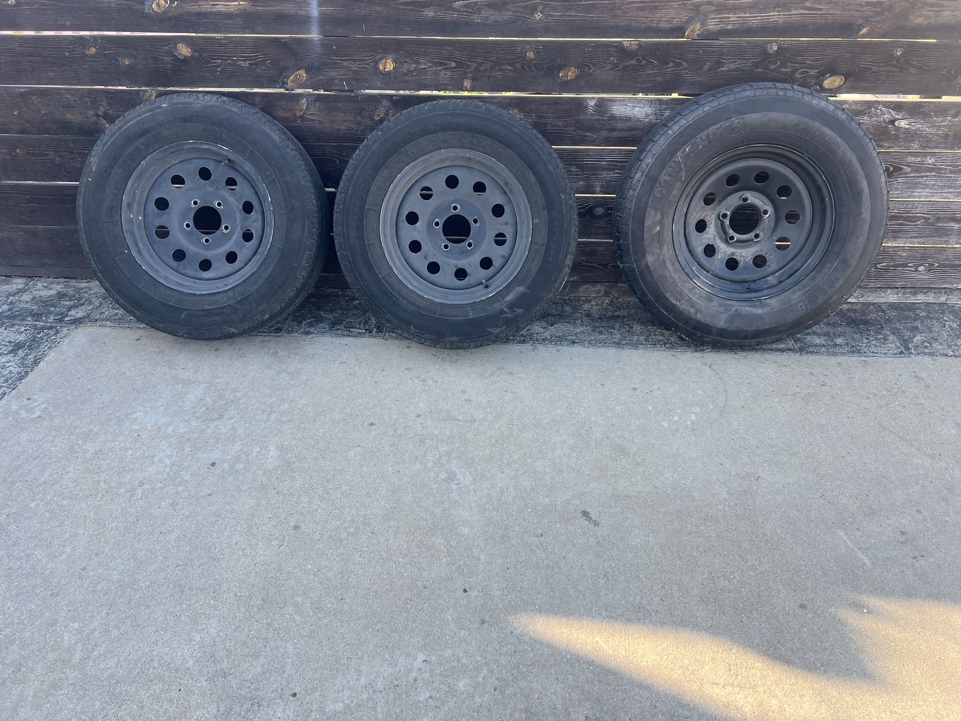 Trailer, Wheels, And Tires