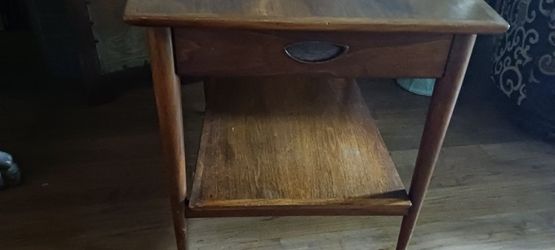 Heritage Henredon MCM End Table