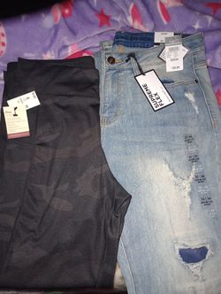 ! NEW ! Aeropostale $$$$