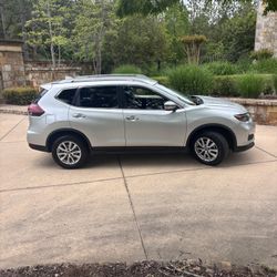 2020 Nissan Rogue