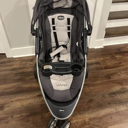 Stroller: Chicco Viaro 