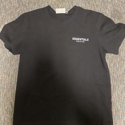 Essentials Tee
