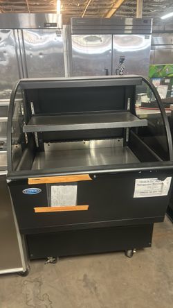 “Grab N Go” Self Serve Refrigerator Merchandiser