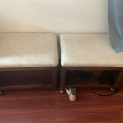 Wheels Foot Stools 