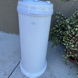 Diapers  Dispenser.