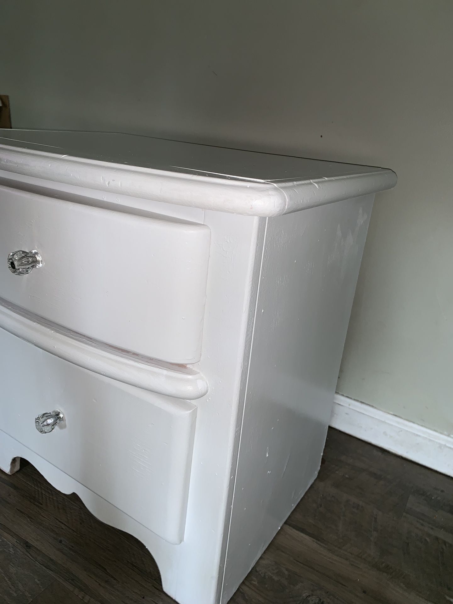White night stand for Sale in Indianapolis, IN OfferUp