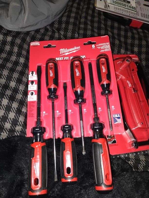 Milwaukee 6 PC Screw Driver Set