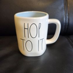 RAE DUNN MUG EASTER SPRING NEW