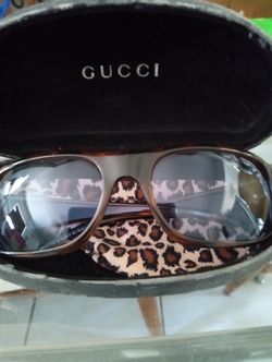 Beautiful Gucci Sunglasses With Blue Lens 