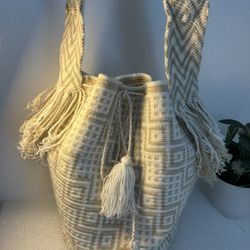 Authentic Wayuu Mochila Colombian Bag Size Large Hobo  Bag Women’s Bag