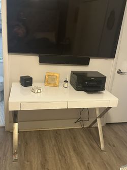White And Silver Desk 