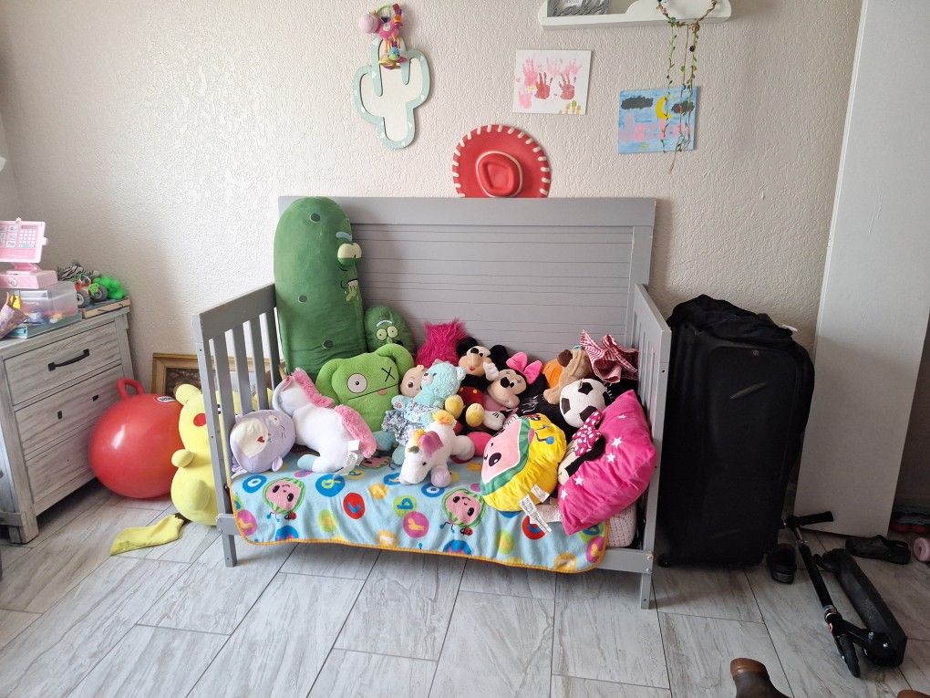 Crib That Turns Into A Day Bed