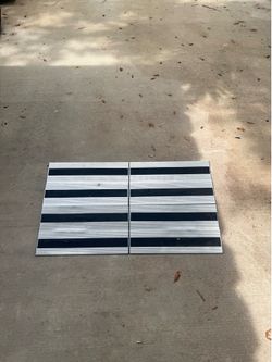 Modular aluminum threshold ramp