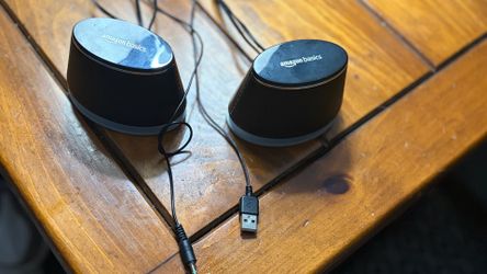 Amazon Basics Speakers