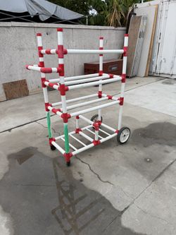 Basketballs Rack