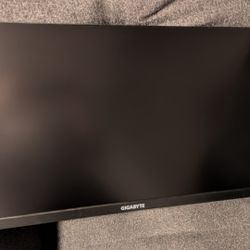 Gigabyte M27Q-X 1440P/240HZ gaming monitor 