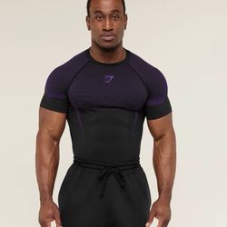 Gymshark Onyx V5 Purple Short Sleeve