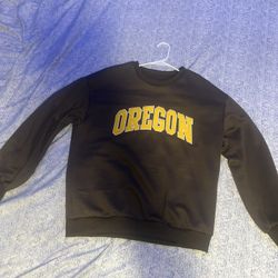 Oregon Sweater Size Large 