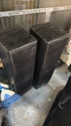 Surround sound on speaker