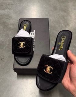 Channel sandles
