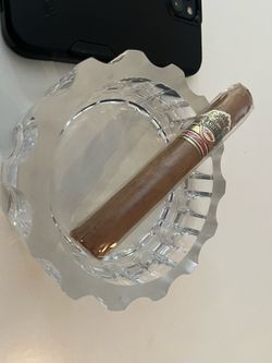 Ashton Cigar and Crystal ash tray