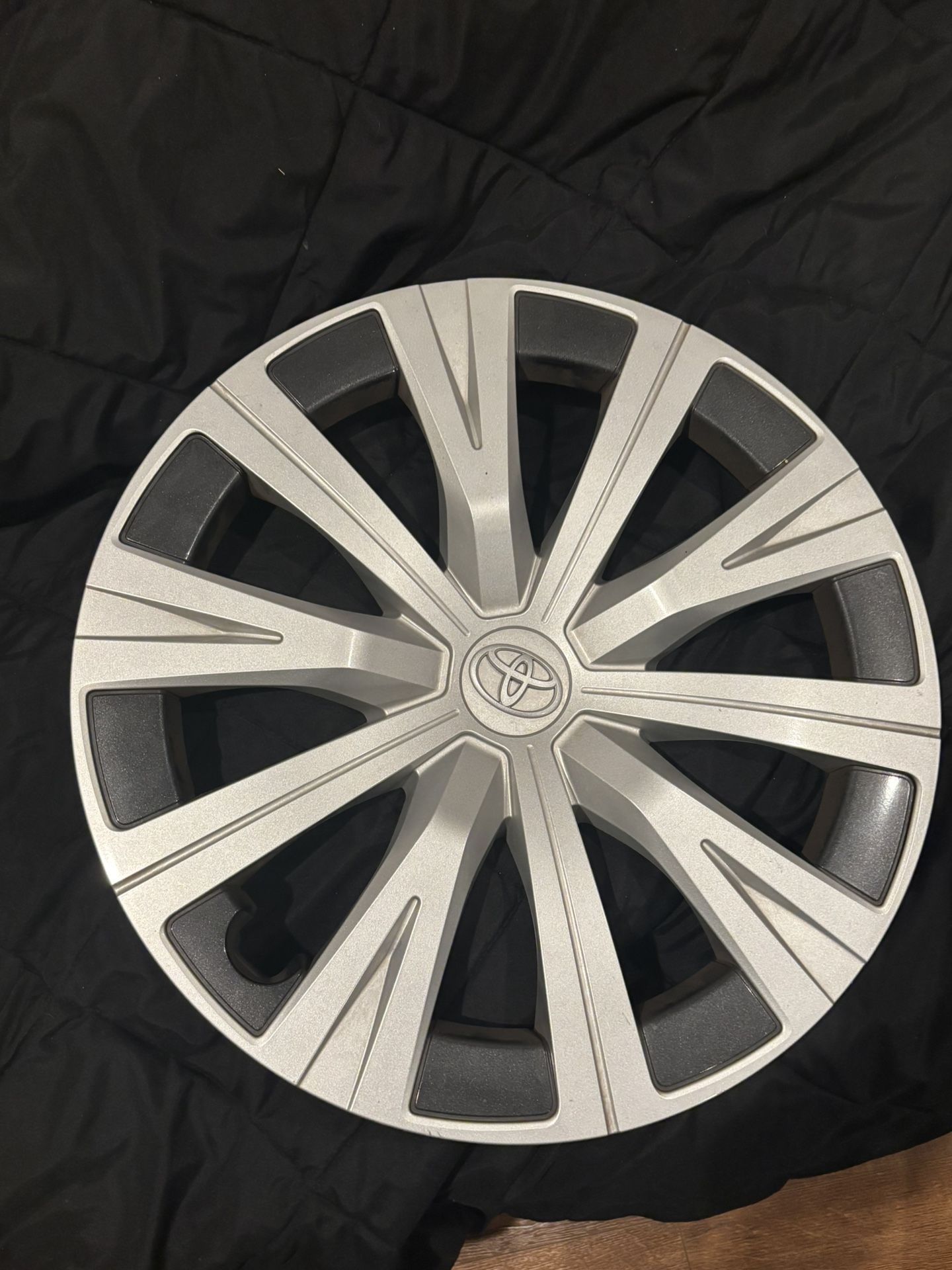 Toyota Wheel Cover 