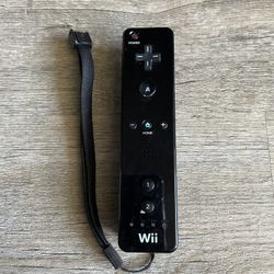Black Nintendo Wii Remote 