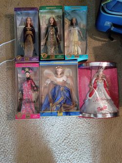 Assorted 90s and 00s Barbies