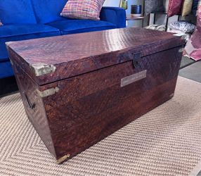 Large Wood Trunk/Chest