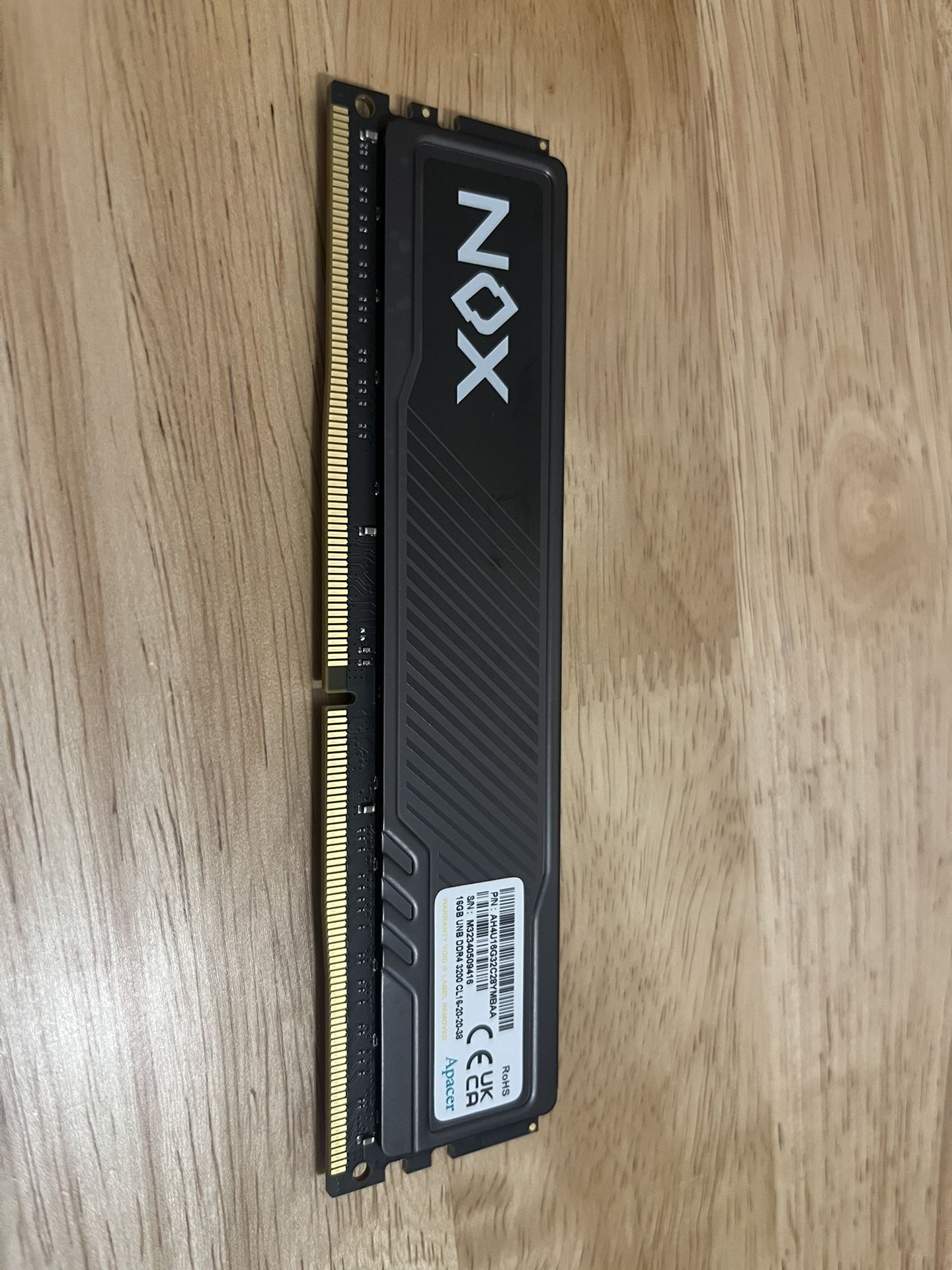 Apacer NOX 16GB UNB DDR4 3200 PC RAM Stick