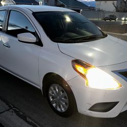 2016 Nissan Versa