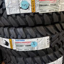 37X12.50R17 Toyo Tires Open Country M/T