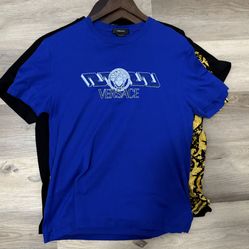 Versace T-Shirt Size L