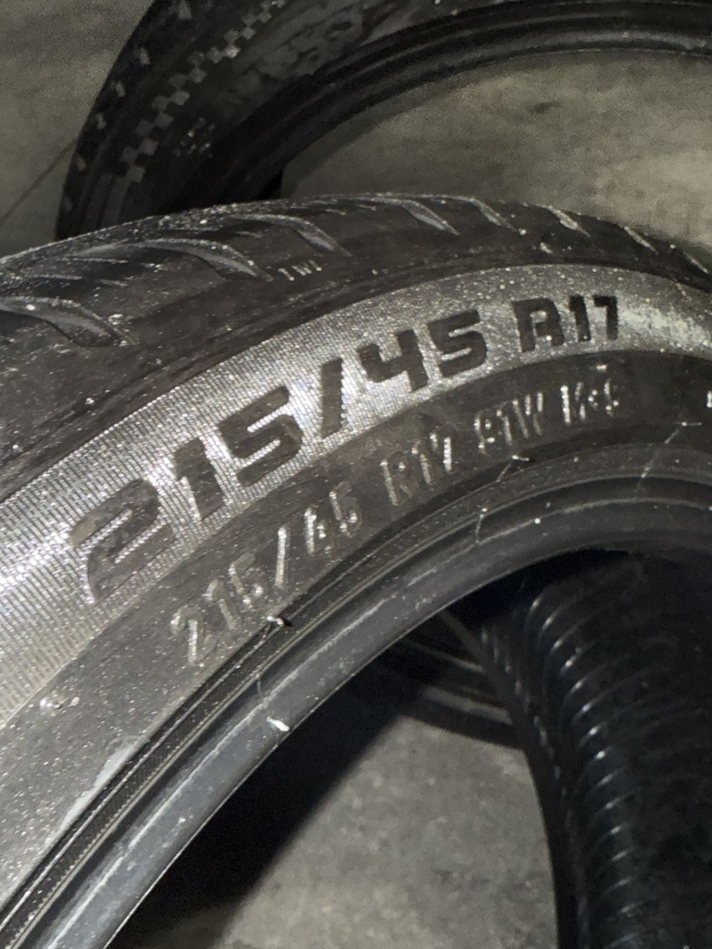 215/45/17 PIRELLI TIRES FREE INSTALLATION