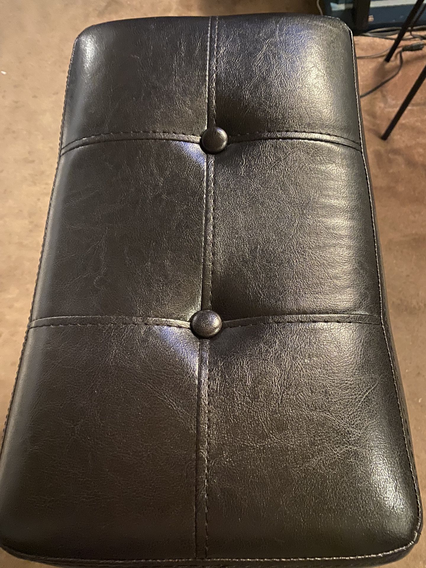 Leather Saddle Seat Kitchen Counter Barstools Set Of 2 Brand New
