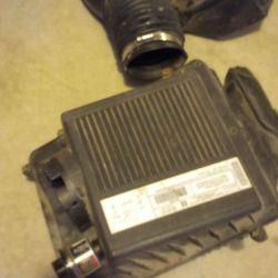 03 Silverado 5.3. Air Box
