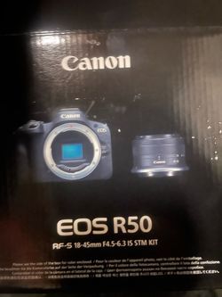 Canon EOS R50 kit with lens