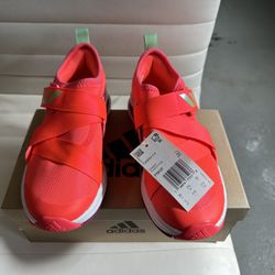 Girl Adidas Fortarun XK Size 3